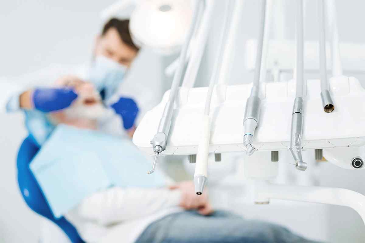 https://stomatologbl.com/wp-content/uploads/2020/01/home-services.jpg
